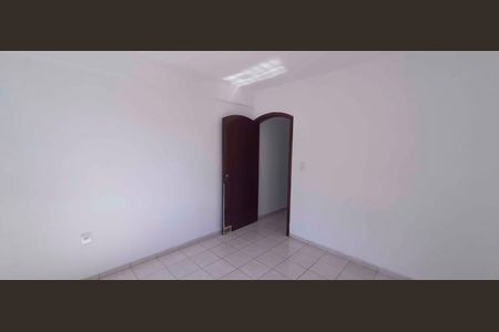 Casa à venda com 130m², 2 quartos e 3 vagas