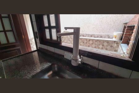 Casa à venda com 130m², 2 quartos e 3 vagas