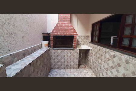 Casa à venda com 130m², 2 quartos e 3 vagas