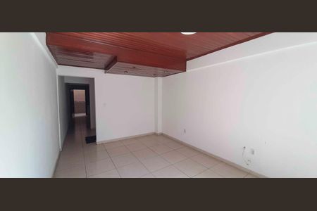Casa à venda com 130m², 2 quartos e 3 vagas