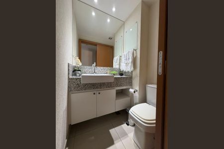 Apartamento à venda com 138m², 4 quartos e 3 vagasLavabo