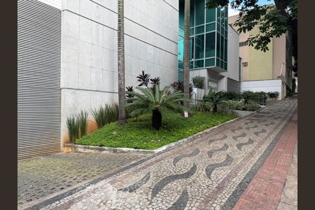 Apartamento à venda com 138m², 4 quartos e 3 vagasCalçada do Prédio