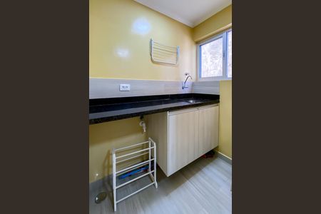 Casa à venda com 33m², 1 quarto e 1 vagaÁrea de Serviço