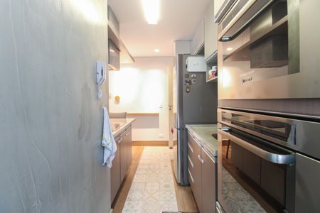 Apartamento à venda com 54m², 2 quartos e 2 vagasCozinha 