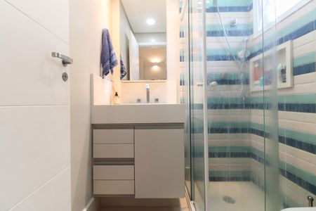 Apartamento à venda com 54m², 2 quartos e 2 vagasBanheiro Suíte 