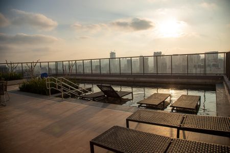 Apartamento para alugar com 60m², 1 quarto e 1 vagaPiscina