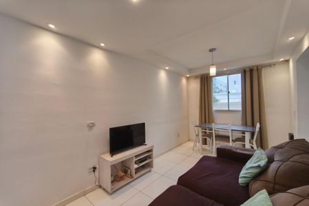 Apartamento à venda com 45m², 2 quartos e 1 vaga Apartamento à venda com 45m², 2 quartos e 1 vagaSala de Estar