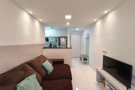 Apartamento à venda com 45m², 2 quartos e 1 vaga Apartamento à venda com 45m², 2 quartos e 1 vagaSala de Estar