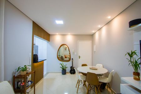 Apartamento à venda com 64m², 2 quartos e 1 vaga Apartamento à venda com 64m², 2 quartos e 1 vagaSala