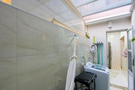 Apartamento à venda com 64m², 2 quartos e 1 vaga Apartamento à venda com 64m², 2 quartos e 1 vagaÁrea de serviço