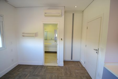 Casa de condomínio à venda com 310m², 3 quartos e 4 vagasQuarto 1 - Suíte