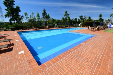 Casa de condomínio à venda com 310m², 3 quartos e 4 vagasÁrea comum - Piscina
