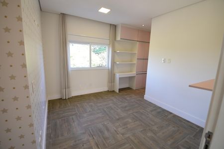 Casa de condomínio à venda com 310m², 3 quartos e 4 vagasQuarto 2 - Suíte