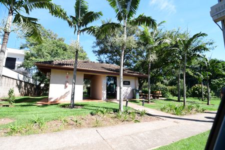 Casa de condomínio à venda com 310m², 3 quartos e 4 vagasMercearia