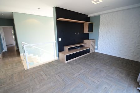 Casa de condomínio à venda com 310m², 3 quartos e 4 vagasSala de TV