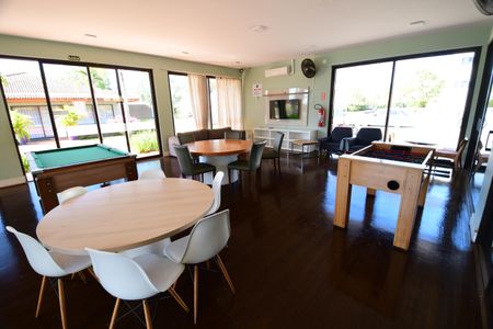 Casa de condomínio à venda com 310m², 3 quartos e 4 vagasSalão de jogos