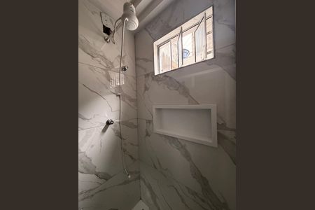Casa para alugar com 270m², 3 quartos e 5 vagasBanheiro social 01