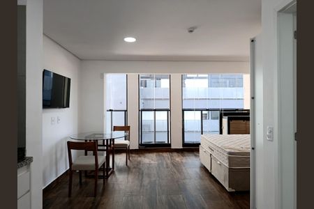 Estúdio de kitnet/studio para alugar com 1 quarto, 33m² em Pinheiros, São Paulo