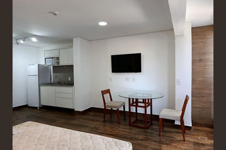 Estúdio de kitnet/studio para alugar com 1 quarto, 33m² em Pinheiros, São Paulo