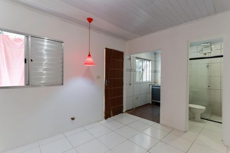 Sala de casa para alugar com 1 quarto, 35m² em Parque Peruche, São Paulo