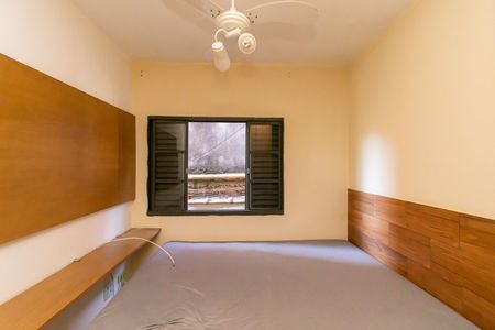 Casa para alugar com 100m², 2 quartos e 2 vagasQuarto 1