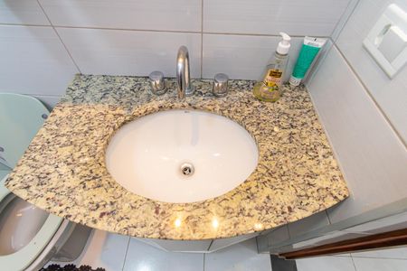 Casa para alugar com 100m², 2 quartos e 2 vagasBanheiro 2