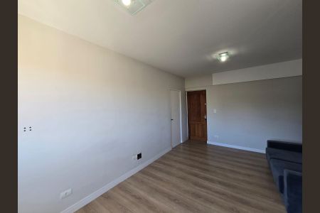 Sala  de apartamento à venda com 2 quartos, 64m² em Jardim Nazaret, Guarulhos