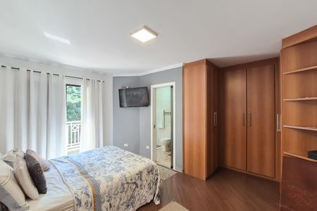 Casa à venda com 237m², 3 quartos e 4 vagasSuíte