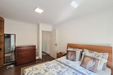 Casa à venda com 237m², 3 quartos e 4 vagasSuíte