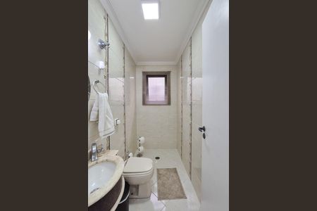 Casa à venda com 237m², 3 quartos e 4 vagasLavabo