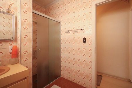 Casa à venda com 141m², 3 quartos e 1 vagaBanheiro