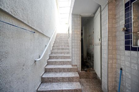 Casa à venda com 130m², 5 quartos e sem vaga Casa à venda com 130m², 5 quartos e sem vagaQuintal