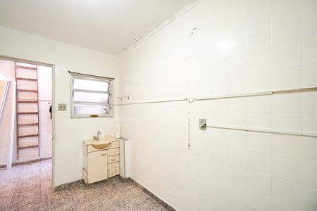 Casa à venda com 130m², 5 quartos e sem vaga Casa à venda com 130m², 5 quartos e sem vagaQuarto de serviço