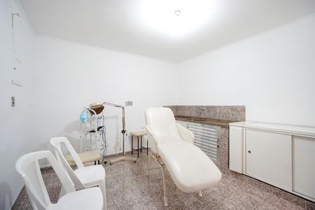 Casa à venda com 130m², 5 quartos e sem vaga Casa à venda com 130m², 5 quartos e sem vagaQuarto de serviço