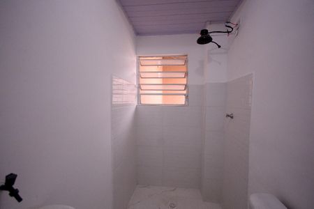 Banheiro  de casa à venda com 1 quarto, 25m² em Vila Dom Pedro I, São Paulo