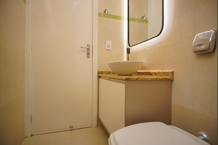 Apartamento para alugar com 110m², 2 quartos e 1 vagaBanheiro Corredor