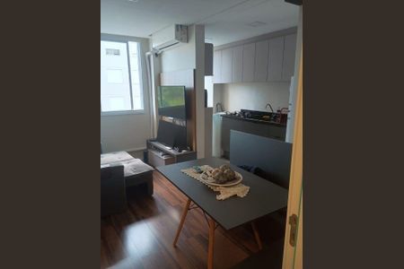 Cozinha  de apartamento para alugar com 2 quartos, 46m² em Sarandi, Porto Alegre