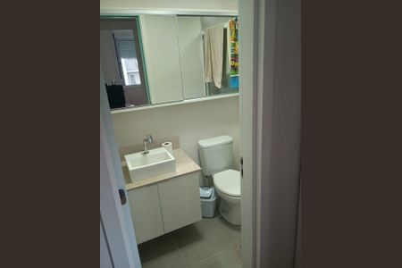 Banheiro  de apartamento para alugar com 2 quartos, 46m² em Sarandi, Porto Alegre