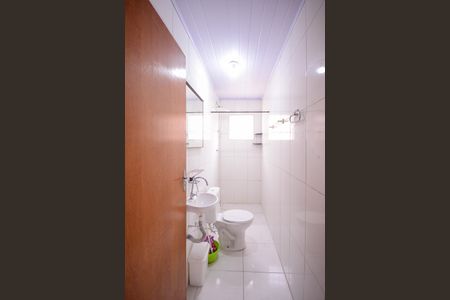 Banheiro  de casa para alugar com 1 quarto, 52m² em Vila Dom Pedro I, São Paulo