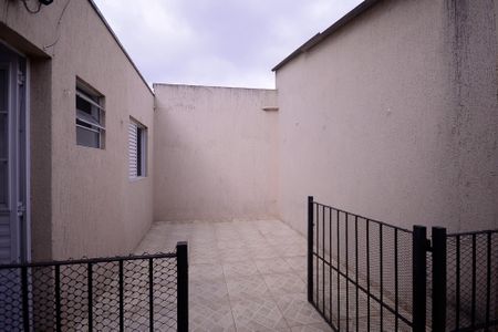 Casa para alugar com 52m², 1 quarto e sem vaga Casa para alugar com 52m², 1 quarto e sem vagaEntrada