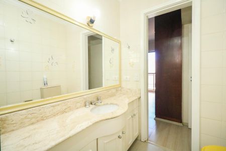 Apartamento para alugar com 121m², 3 quartos e 2 vagasBanheiro da Suíte