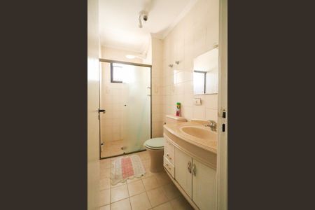 Apartamento para alugar com 121m², 3 quartos e 2 vagasBanheiro