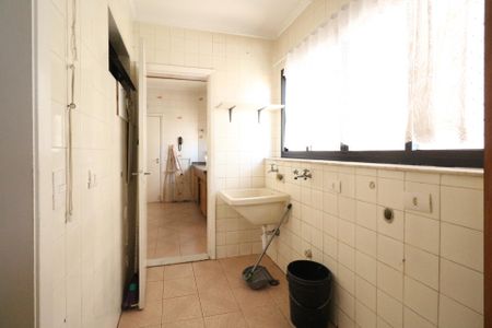 Apartamento para alugar com 121m², 3 quartos e 2 vagasÁrea de Serviço