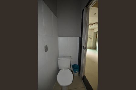 Casa para alugar com 70m², 2 quartos e sem vagaBanheiro social