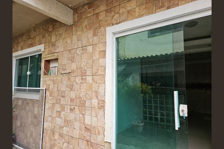 Casa para alugar com 70m², 2 quartos e sem vagaFachada