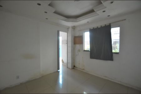 Quarto 1 de casa para alugar com 2 quartos, 70m² em Bento Ribeiro, Rio de Janeiro