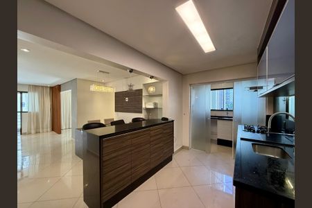 Apartamento à venda com 94m², 2 quartos e 1 vagaCozinha