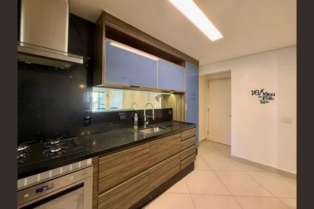 Apartamento à venda com 94m², 2 quartos e 1 vagaCozinha