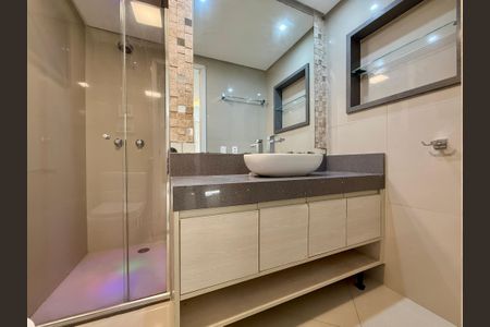 Apartamento à venda com 94m², 2 quartos e 1 vagaBanheiro Suíte 1