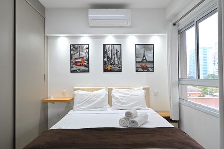 Studio para alugar com 34m², 1 quarto e sem vaga Studio para alugar com 34m², 1 quarto e sem vagaSala/Quarto